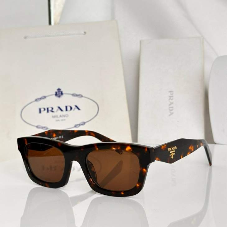 Picture of Prada Sunglasses _SKUfw79339396fw